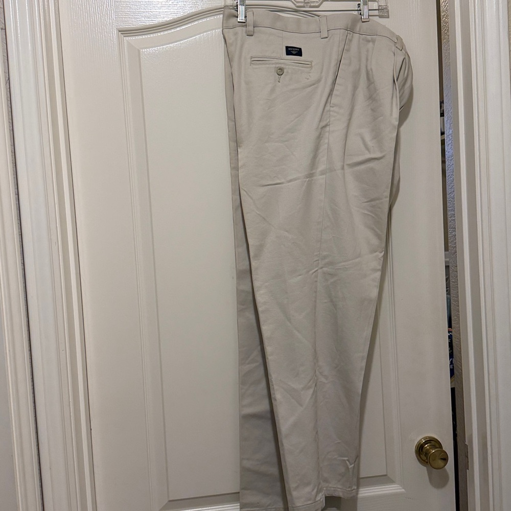 Men’s Dockers